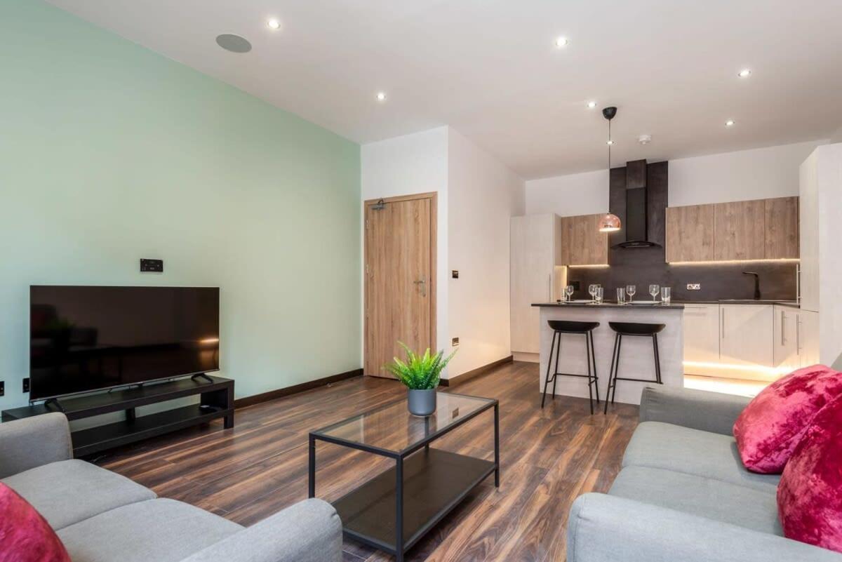 Characterful 2 Bed Apartment With Parking In Hull 赫尔河畔京士顿 外观 照片