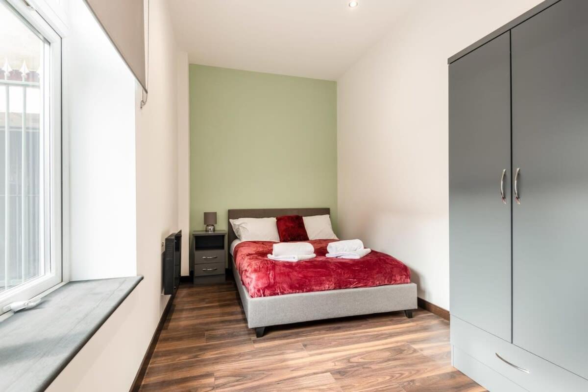 Characterful 2 Bed Apartment With Parking In Hull 赫尔河畔京士顿 外观 照片