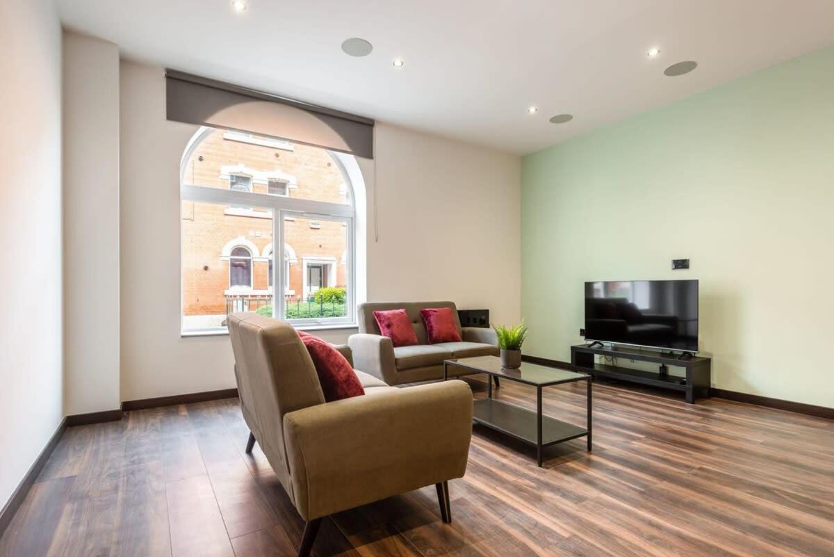 Characterful 2 Bed Apartment With Parking In Hull 赫尔河畔京士顿 外观 照片